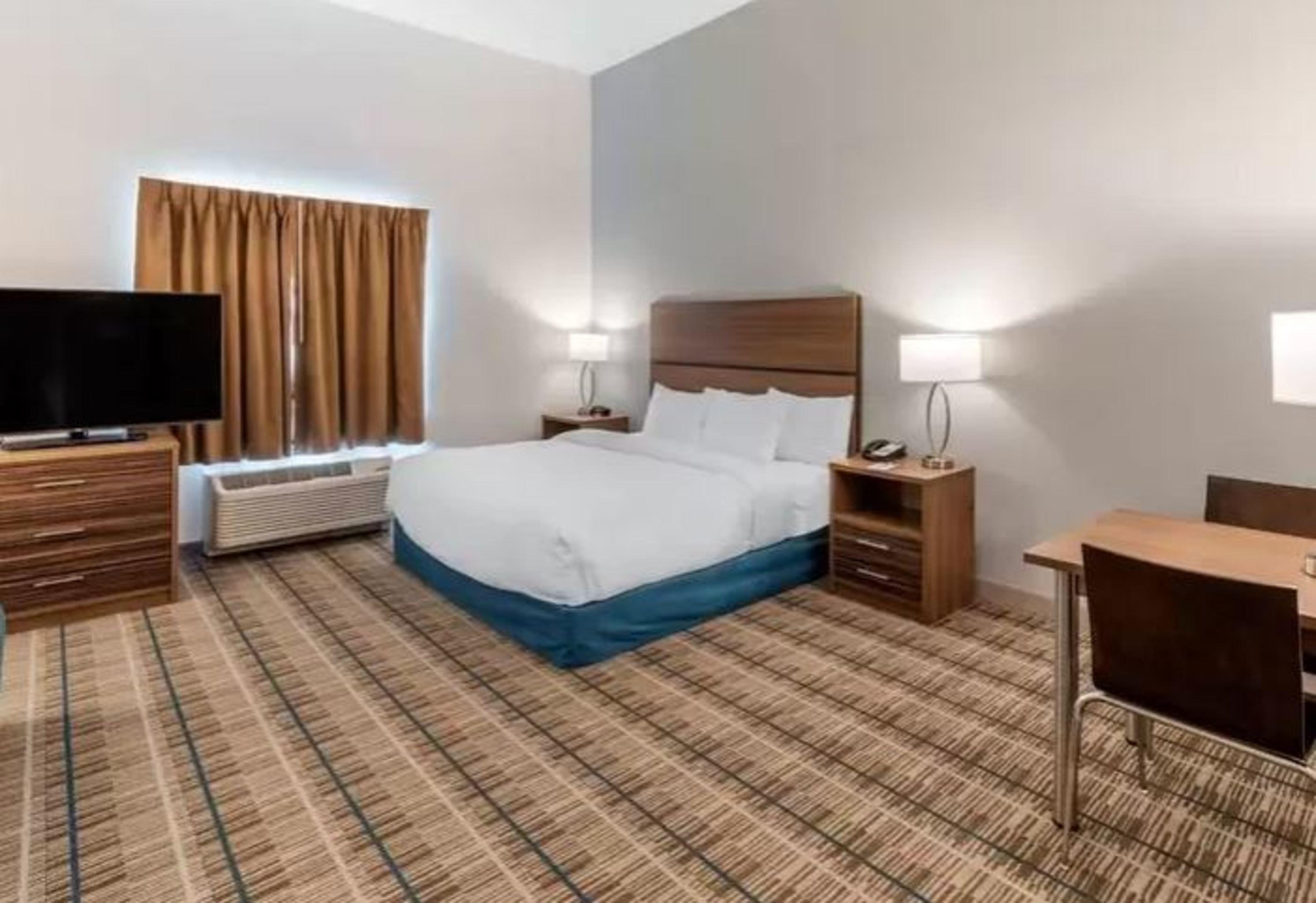 Mainstay Suites Denver International Airport Exterior photo