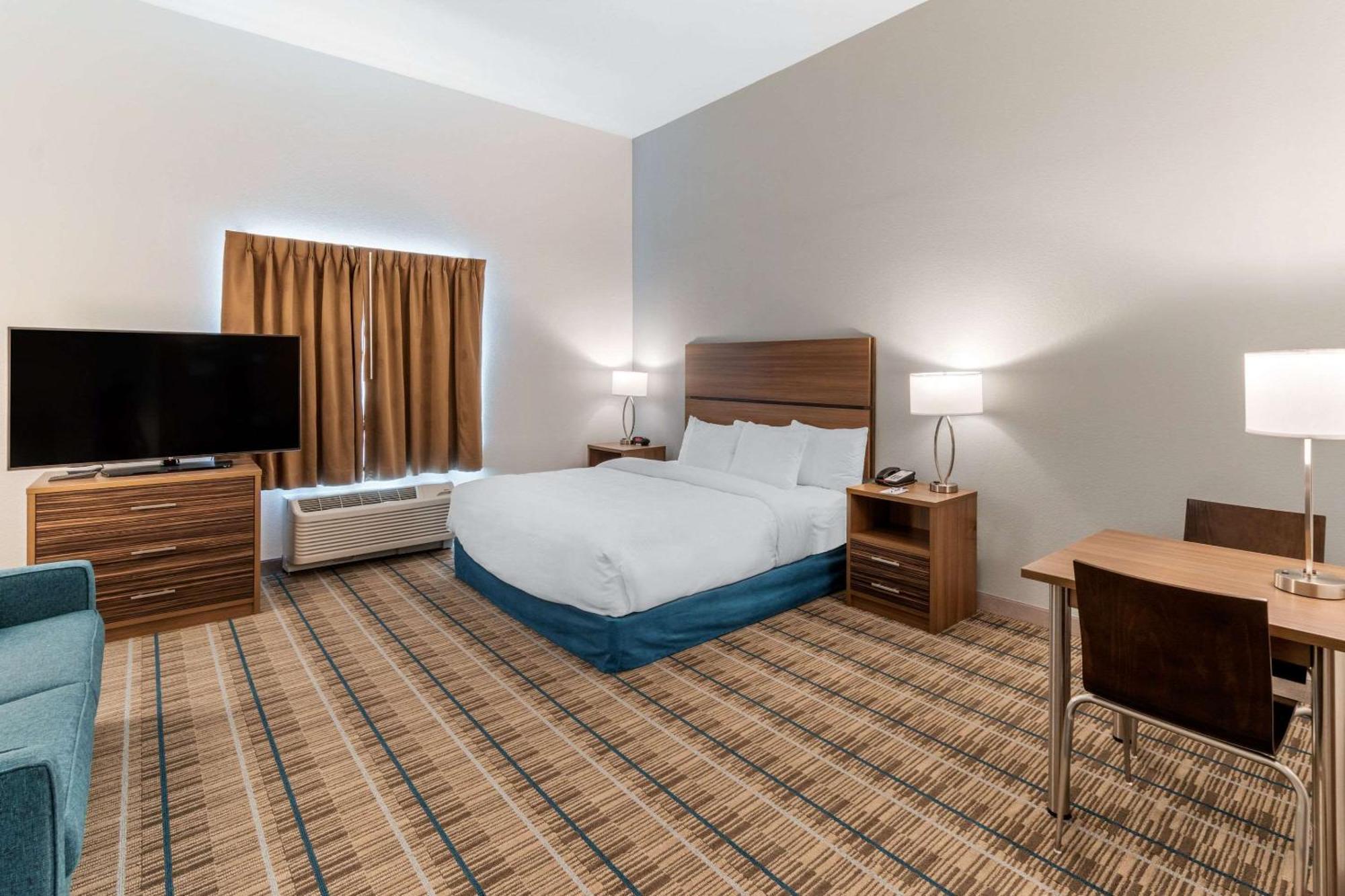 Mainstay Suites Denver International Airport Exterior photo