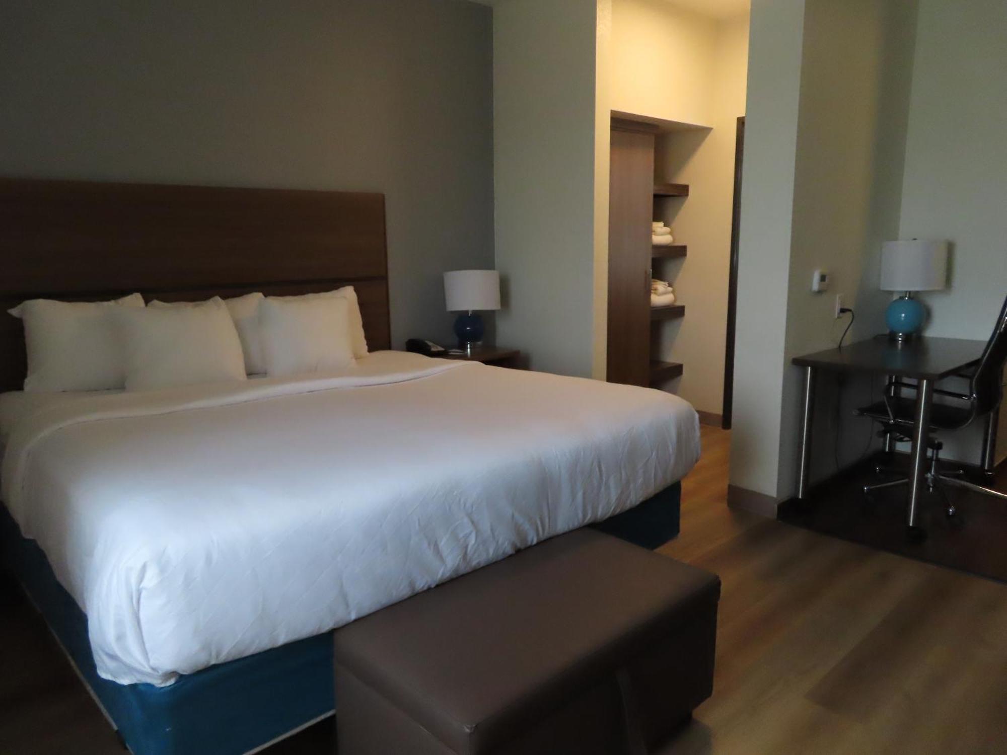 Mainstay Suites Denver International Airport Exterior photo