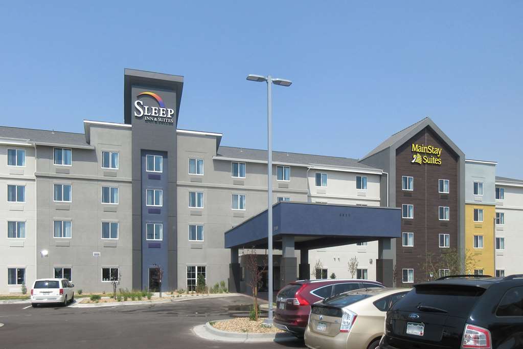 Mainstay Suites Denver International Airport Exterior photo